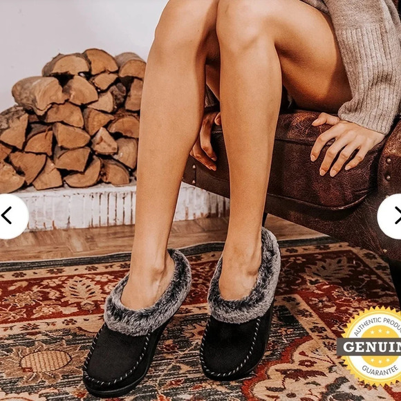 NWT Micro Suede Faux Fir Slippers - Picture 1 of 6